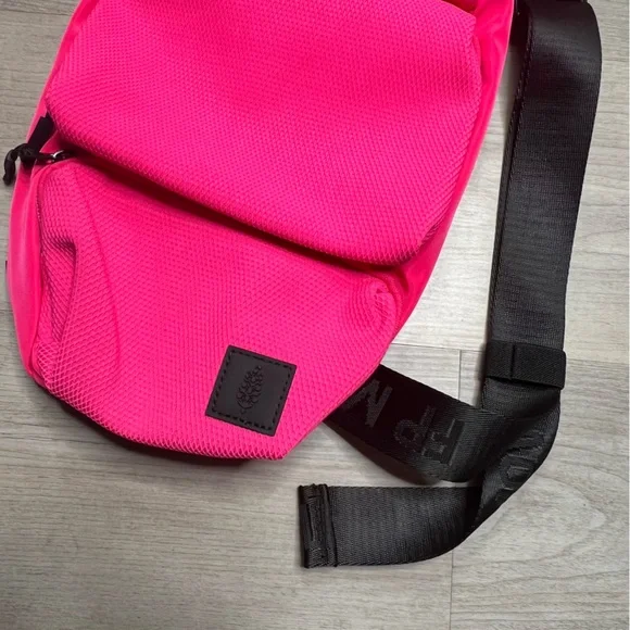 FP movement Dribble Pocket Sling Bag, Spicy Pink NWOT - Picture 5 of 11